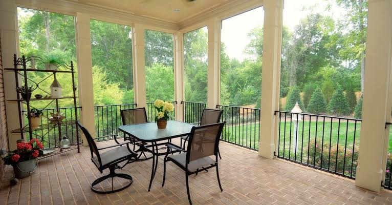 DIY Screened Porch vs Hiring a Contractor Which Is Better