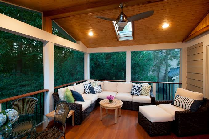 Questions to ask a screened porch contractor before hiring